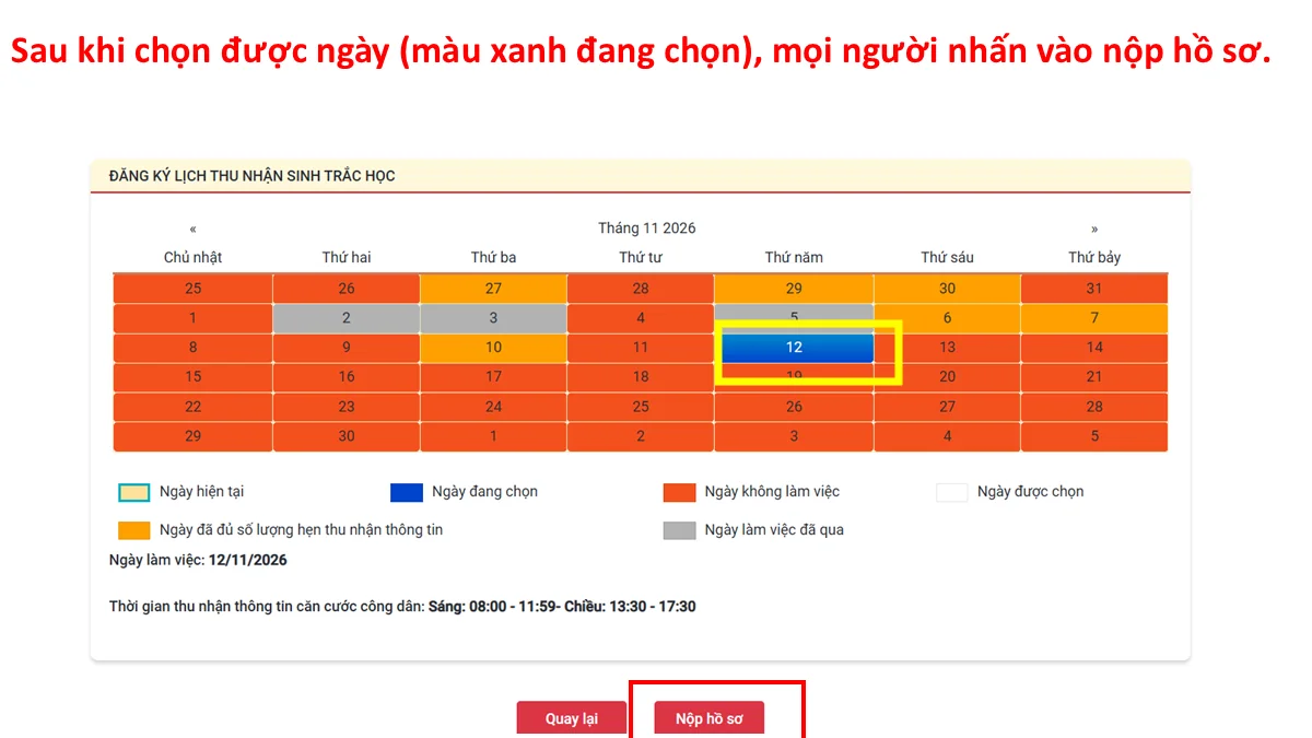Sau khi chọn được ngày (màu xanh đang chọn), mọi người nhấn vào nộp hồ sơ.
